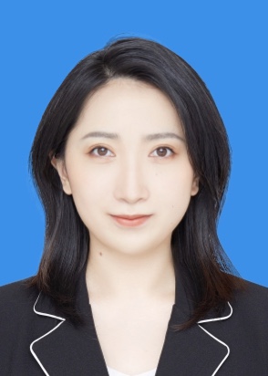 阎梦证件照.jpg